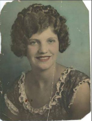Unidentified

This Photo is Shared by Sharon Williams.

Unidentified Photo in the McCanne/Hickman Family Album.
