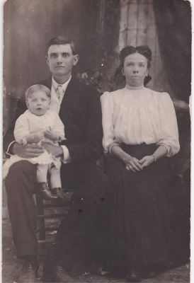Uncle Will Vaughan & Family

This was Shared by Owen Summers.

This Photo States: ""Uncle Will Vaughan his wife & baby"
