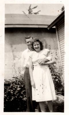 Beth Iris VanLente Fardink

THIS HAS BEEN RETURNED TO FAMILY

This photo has been identified as Beth Iris VanLente Fardink on the right. The gentleman is unidentified.
