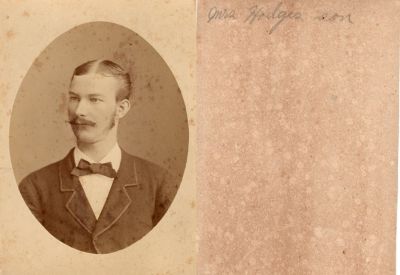 Mrs. Hodges son

This photo mounted on board states: "Mrs. Hodge's son"
