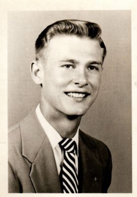 Richard Moyer "Dick" LaBarre

This was Donated by Cheryl Webber/The Terry Girls Genealogy.

This Photo (based on other photos) is of Richard M. "Dick" LaBarre.

