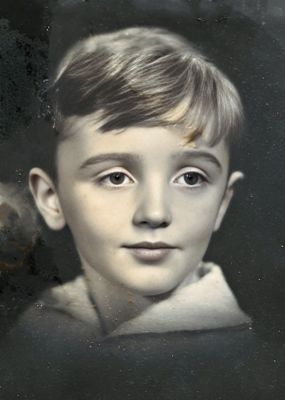 Click to view full size image
==============
Henry Terry Closson
THIS HAS BEEN RETURNED TO FAMILY
This is Henry Terry Closson, Born 30 May 1926 in Orange, New Jersey & Died 10 December 1996 in Holderness, New Hampshire. He was the son of Henry W. Closson & Elisabeth Dickinson.
Henry Terry Closson
THIS HAS BEEN RETURNED TO FAMILY
This is Henry Terry Closson, Born 30 May 1926 in Orange, New Jersey & Died 10 December 1996 in Holderness, New Hampshire. He was the son of Henry W. Closson & Elisabeth Dickinson.
