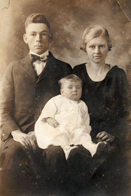 Click to view full size image
==============
Henry Steve Kerr, Eva Lee Pearson Kerr & Thelma Ilene Kerr
THIS HAS BEEN RETURNED TO FAMILY
This Photo States: Henry Steve Kerr, Eva Lee Pearson Kerr and Thelma Ilene Kerr"
Henry Steve Kerr, Eva Lee Pearson Kerr & Thelma Ilene Kerr
THIS HAS BEEN RETURNED TO FAMILY
This Photo States: Henry Steve Kerr, Eva Lee Pearson Kerr and Thelma Ilene Kerr"