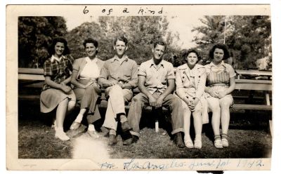 Unidentified

THIS HAS BEEN RETURNED TO FAMILY

This was Donated by by Cheryl Webber/The Terry Girls Genealogy.

This photo states: "6 of a kind, Los Angeles, 1 June 1942"

