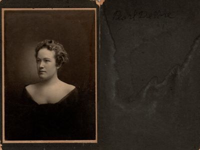 Pearl DeVore

This was Donated by by Cheryl Webber/The Terry Girls Genealogy.

This Cabinet Card Photo states: "Pearl DeVore"
