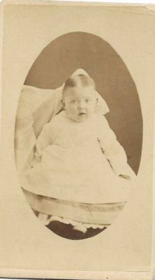 Lenora May Alexander

THIS HAS BEEN RETURNED TO FAMILY

This CdV Photograph States: "Lenora May Alexander" Age 9 Months, Weight 24 lbs, 23 February 1875

The Photographers name is "H. S. Stephens", Rushville, Indiana
