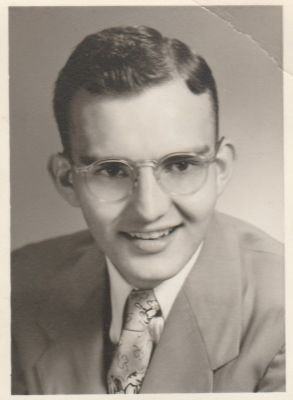 Fred Farrell

THIS HAS BEEN RETURNED TO FAMILY

This is a photo of "Fred Farrell"


