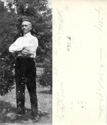 Sergeant Harvie Daugherty Harris

THIS HAS BEEN DONATED TO THE MERCER COUNTY HISTORICAL MUSEUM.

This Photo States: "Requested for Mercer County History of World War. H.D. Harris, New Boston, Ill. (Med. Det, 131st Infantry, 33rd Division)."

This gentleman is Sergeant Harvie Daugherty Harris, who served during World War I.
