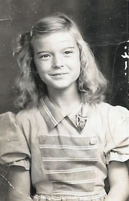 Betty Jean Whitehead

THIS HAS BEEN RETURNED TO FAMILY

This photo is of Betty Jean Whitehead of St. Louis, Missouri
