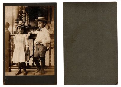 Harry Ritchie Saunders Jr. & Bessie A. Saunders

This was Donated by Sue Maurer

This Cabinet Card Photo states: "Harry & Bessie Saunders"
