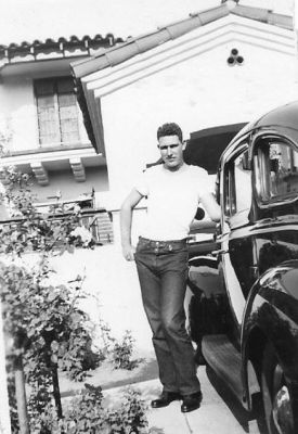 Frederick William Bruck

THIS HAS BEEN RETURNED TO FAMILY

This photo was in a Album that belonged to Joan Elaine Bond Schneider (1929-2001). The Album was found in a foreclosed storage unit in California. It appears that Frederick's sister was close best friends with June Elaine Bond Schneider. This is a photo of Frederick William Bruck
