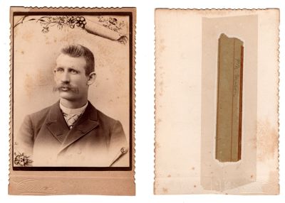 Parker Noyes Mason

This Cabinet Card Photo states: "P. N. Mason"

The Photographers name is "Carroll", Sheffield, Illinois
