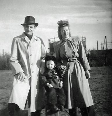 Unidentified

THIS HAS BEEN DONATED TO THE FILM ARCHIVE, (THE NATIONAL ARCHIVES OF ESTONIA)

Unidentified family. Reverse side of photo is dated 3 Apr 1949, Wentorf, Germany
