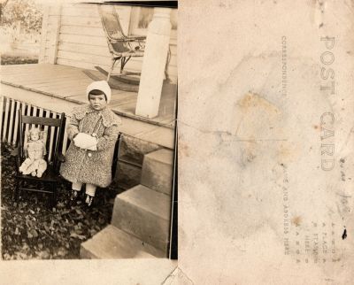 Unidentified

This was Donated by Maggie Spiry Jones.

Unidentified Real Photo Postcard (RPPC).
