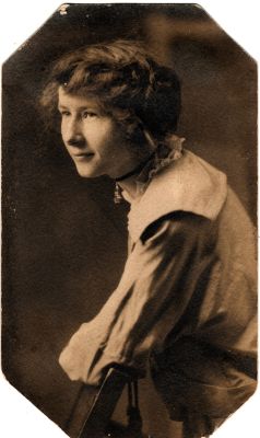 Unidentified

Unidentified Photo
