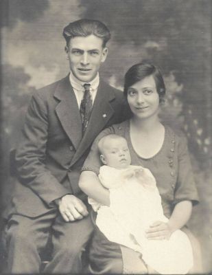 Joseph Perry Caswell, Susan Brown Caswell & Lee Perry Caswell

THIS HAS BEEN RETURNED TO FAMILY

This was Donated by Paul Skipper

This Photo States: "Susan & Perry Caswell, Lee Perry Caswell. Age 2 Months, 1 week, when taken.
Weight at Birth 8 1/2 lbs., 31 March 1922
