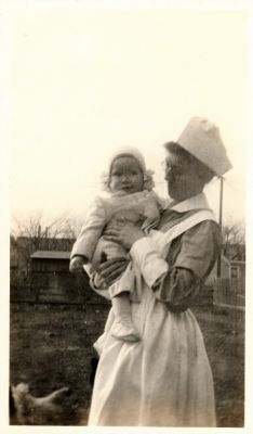 Unidentified

Unidentified Photo in the #104 Family Album.
