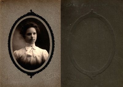 Click to view full size image
==============
Effie Boyd Hunter
This photo mounted on board states: "Effie Boyd Hunter"
The Photographers name is "Nair"
Effie Boyd Hunter
This photo mounted on board states: "Effie Boyd Hunter"
The Photographers name is "Nair"