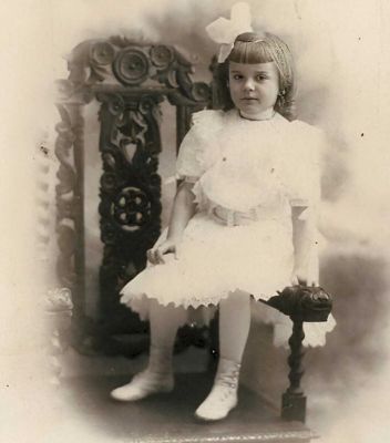 Isabel Seymour Bogy

THIS HAS BEEN RETURNED TO FAMILY

This is a Photo of Isabel Seymour Bogy.

