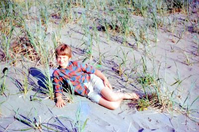 Unidentified

Unidentified 35MM Slide in the Uncles Collection of 35MM Slides, Long Island, New York Album #1.


